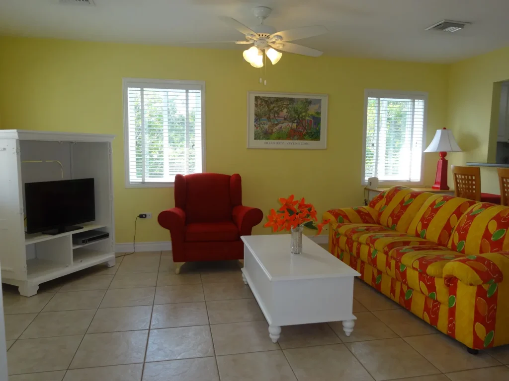 Bright living room at Sunset Paradise 3