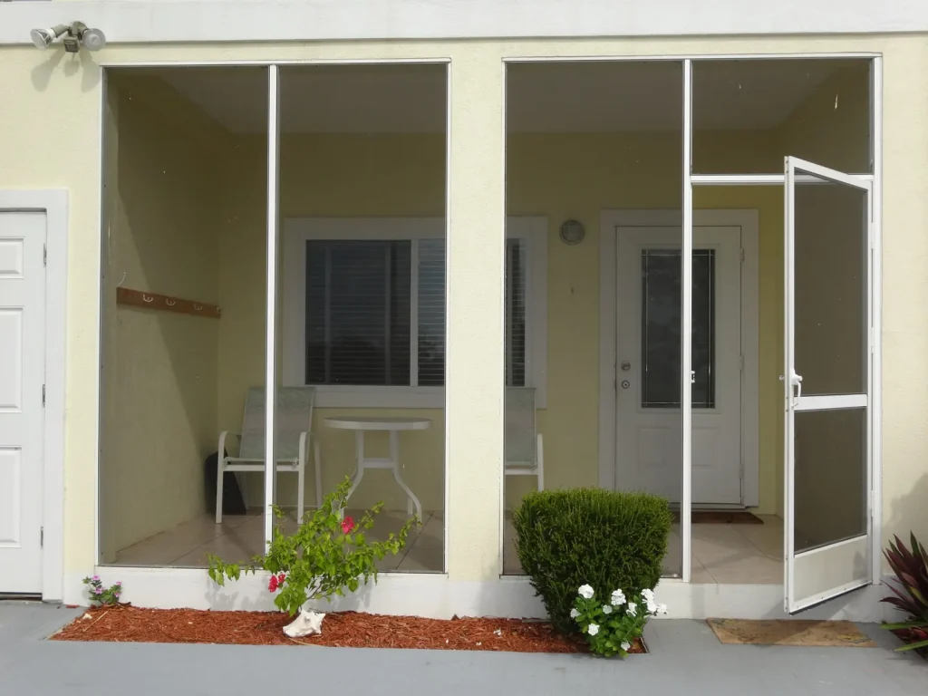 Sunset Paradise 1 apartment in Bodden Town