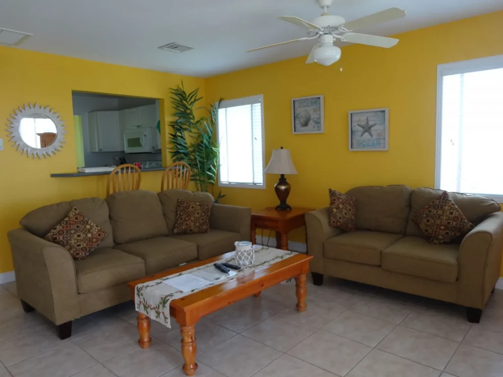 Spacious living room at Sunset Paradise 4